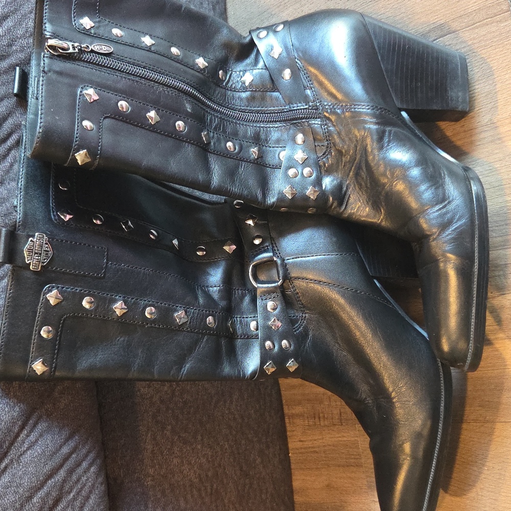 Harley-Davidson Black Studded Heeled Boots Sz 9